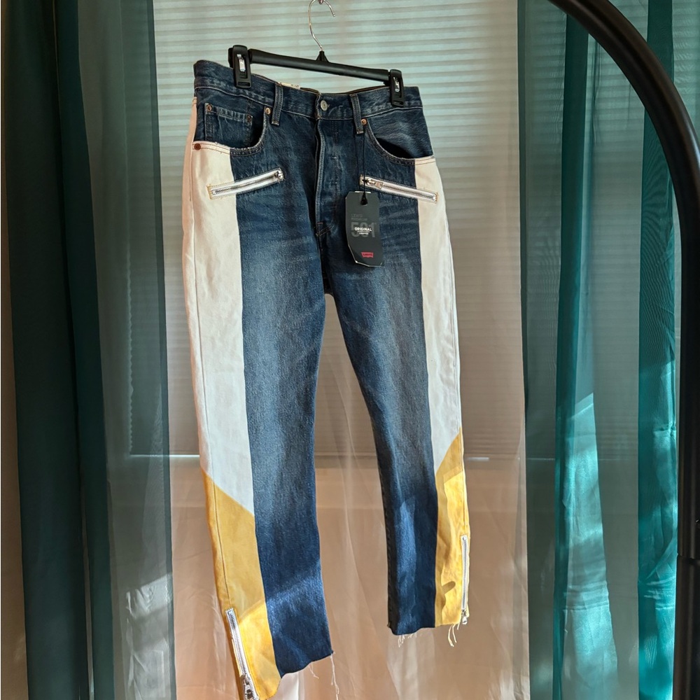 Levi's Color Block White & Yellow 501